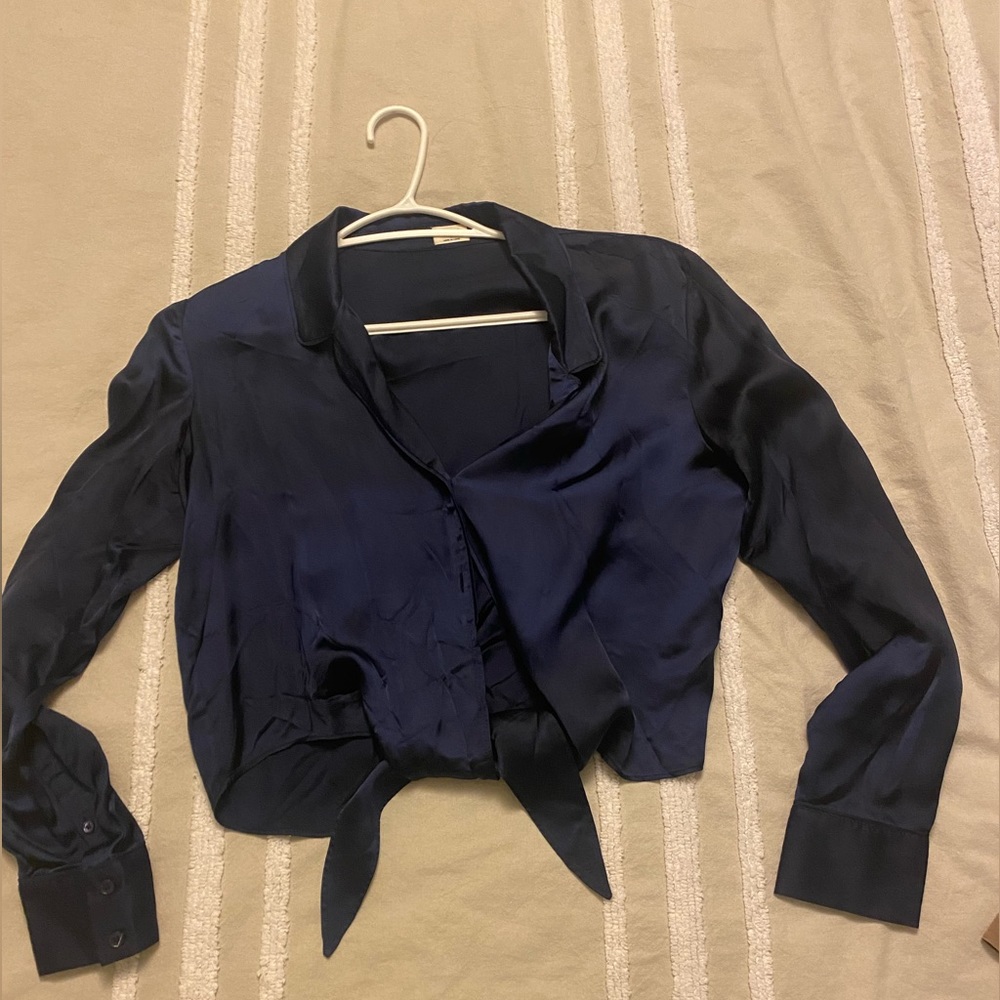 Wilfred front tie blouse.